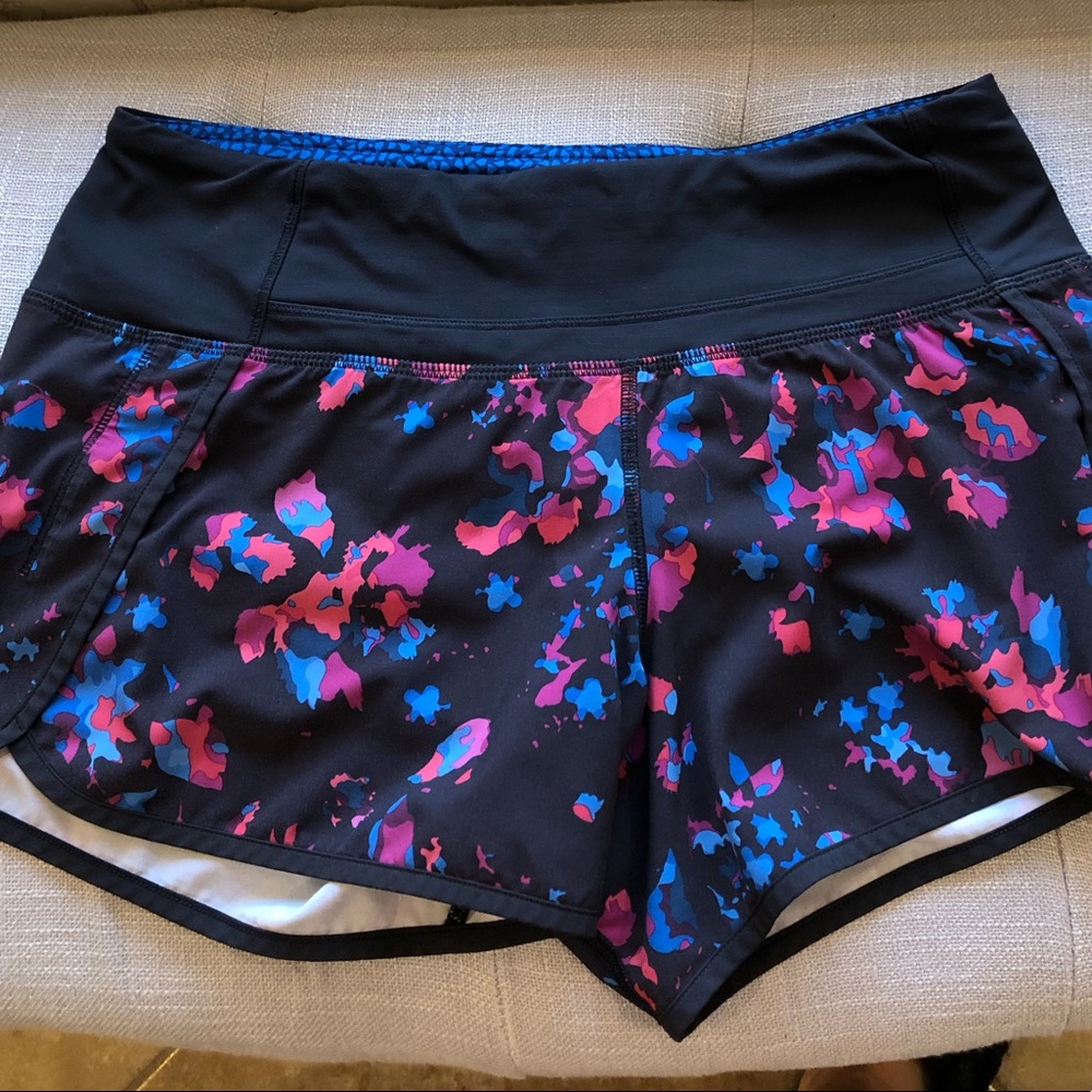 Lululemon run time shorts
